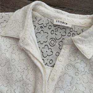 Storia Ivory Floral Lace Romper